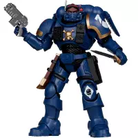 Ilustracja produktu Figurka Ultramarines Lieutenant in Phobos Warhammer 40,000 18 cm