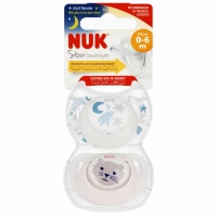 Ilustracja produktu Nuk Smoczek Uspokajający Silikonowy 0-6m Star Day&Night Biały/Różowy 2szt 541436