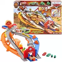 Ilustracja Mattel Disney Pixar Cars Auta Droga Ratunkowa Wyścig z Przeszkodami Tor JFL57 Ilustracja Mattel Disney Pixar Cars Auta Droga Ratunkowa Wyścig z Przeszkodami Tor JFL57