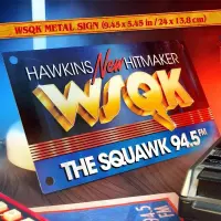 3. Zestaw kolekcjonerski Stranger Things: WSQK (Gold Vinyl Edition)