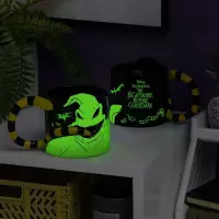4. Kubek 3D Miasteczko Halloween Świecący w Ciemności Oogie Boogie
