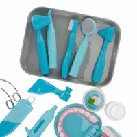 3. Mega Creative Zestaw Lekarski Dentysta 574058