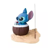 4. Figurka Disney Stitch w Kokosie