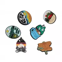 2. Starpak Przypinka Gumowa Pins 6 szt. Travel 585943
