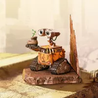 9. Figurka Disney Wall-E