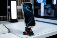 9. Stojak Fallout: Toughness Vault Boy