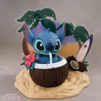 9. Figurka Disney Stitch w Kokosie