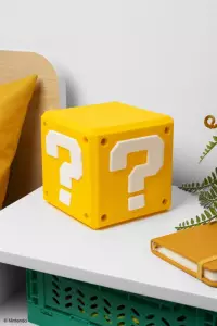 8. Silikonowa Lampka z Akumulatorem Super Mario - Znak Zapytania