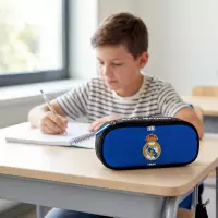 4. Real Madrid Piórnik AC6 Saszetka Usztywniona Young 503026077