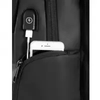 13. R-Bag Plecak Męski na Laptopa 15" z USB Hold Black Z211