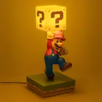6. Lampka Diorama Super Mario - Mario