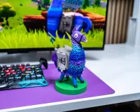 7. Stojak Fortnite Supply Llama