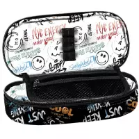 3. BeUniq Piórnik Tuba Usztywniona Smiley SM26LA-013