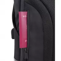 7. R-Bag Plecak Męski na Laptopa 14" z USB Ridge Black Z281