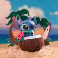 6. Figurka Disney Stitch w Kokosie