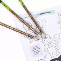 3. Kidea Ołówek Trójkątny z Gumką Pixel  1szt 090488