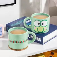 5. Kubek z Tłoczonym Wzorem Hello Kitty - Keroppi