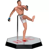 4. Figurka Max Holloway UFC Posed 18 cm