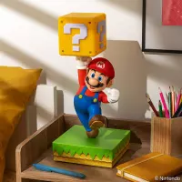 4. Lampka Diorama Super Mario - Mario