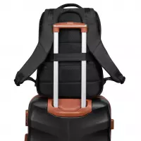 13. R-Bag Plecak Męski na Laptopa 15" z USB Vector Black Z231