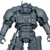 8. Figurka Ultramarines Lieutenant in Phobos Warhammer 40,000 Artist Proof  18 cm