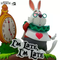 3. Figurka Disney - Biały Królik
