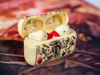 5. Stojak na Słuchawki + Słuchawki bezprzewodowe Stranger Things: Demogorgon