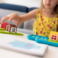 3. Smart Games Three Little Piggies (ENG)