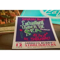 6. Zestaw Kolekcjonerski Powrót do Przyszłości - Pamiątki z Podróży w czasie (edycja standardowa)